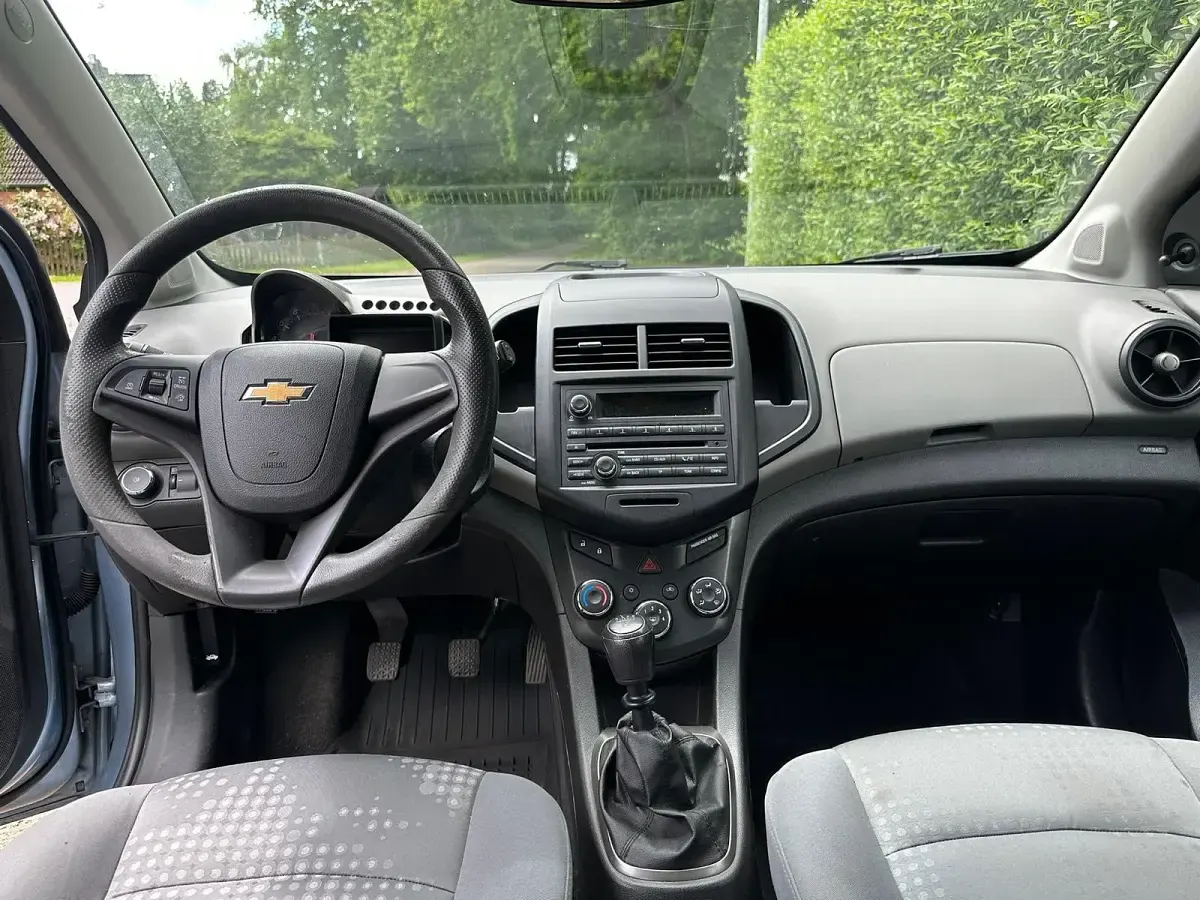 Gebraucht Chevrolet Aveo 69 PS (50 kW) 2013 Blau Kleinwagen