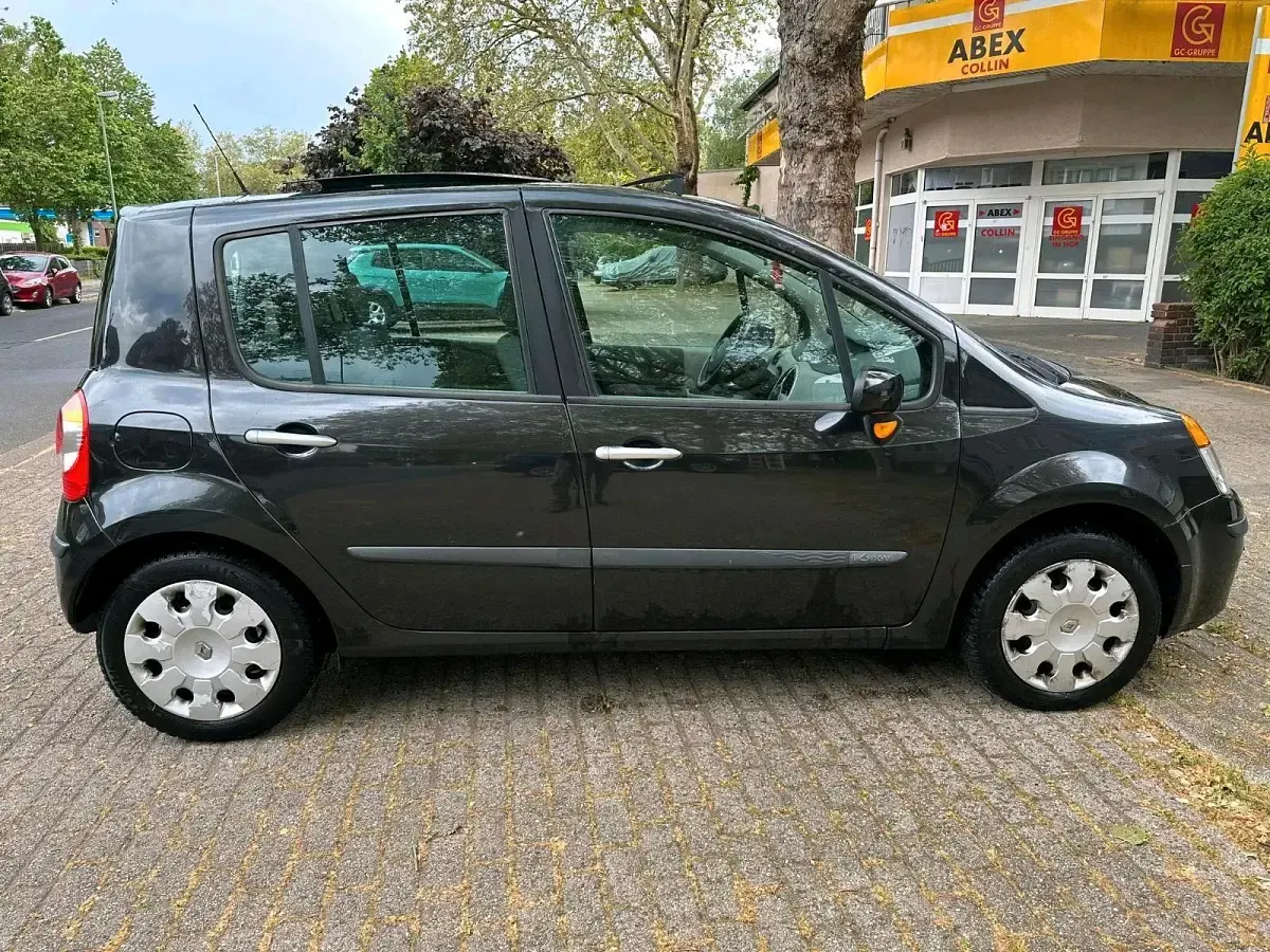 Usata Renault Modus 88 CV (64 kW) 2006 Nero Monovolume