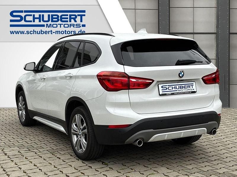 Gebraucht BMW X1 Sport Line 190 PS (139 kW) 2019 Mineralweiß metallic SUV