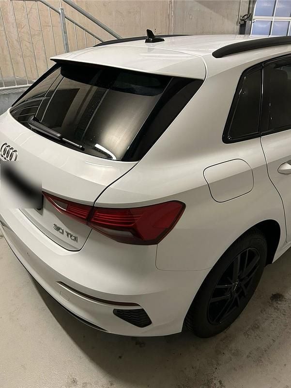 Gebraucht Audi A3 S-Line 116 PS (85 kW) 2022 Weiß Limousine