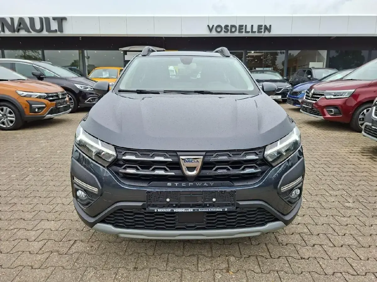 Gebraucht Dacia Sandero Comfort 91 PS (66 kW) 2021 Grau comete Kleinwagen