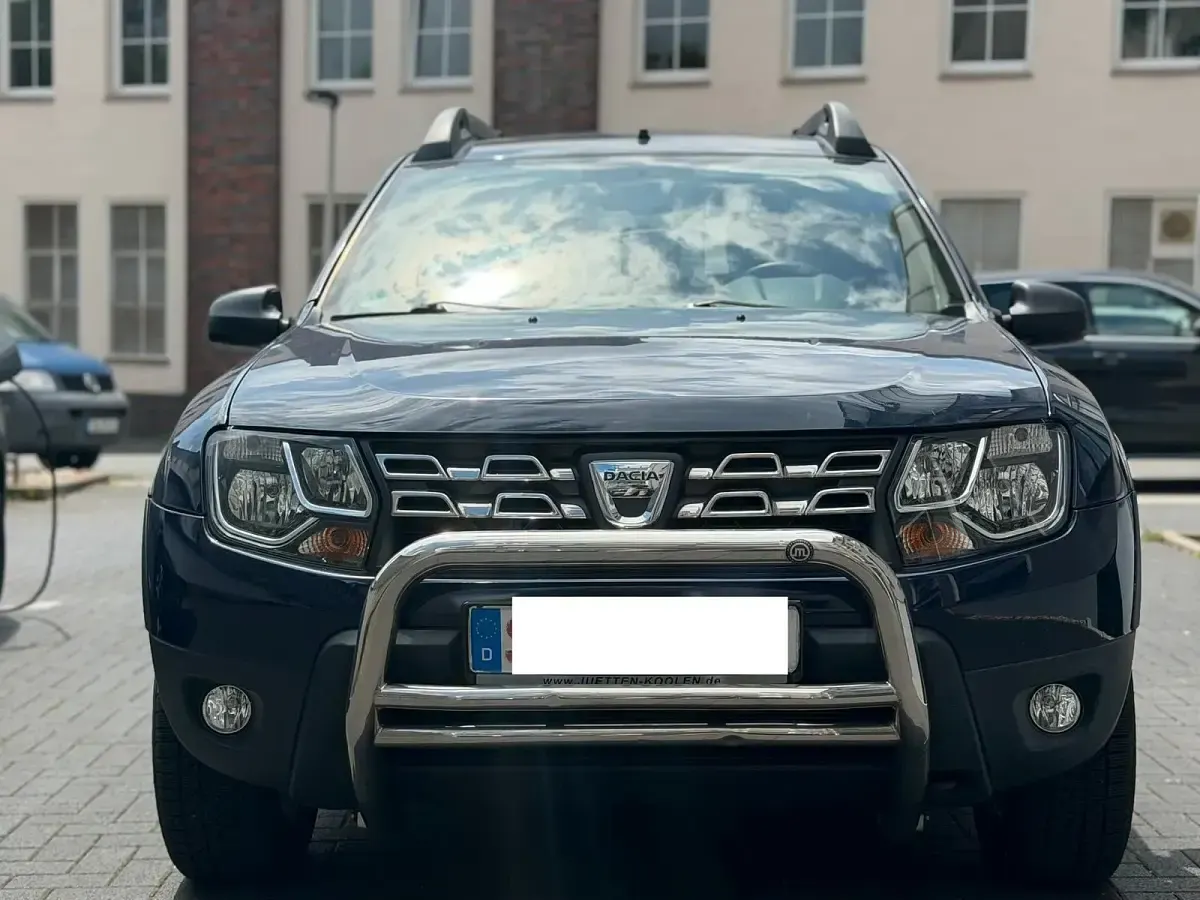 Gebraucht Dacia Duster 114 PS (83 kW) 2016 Blau SUV