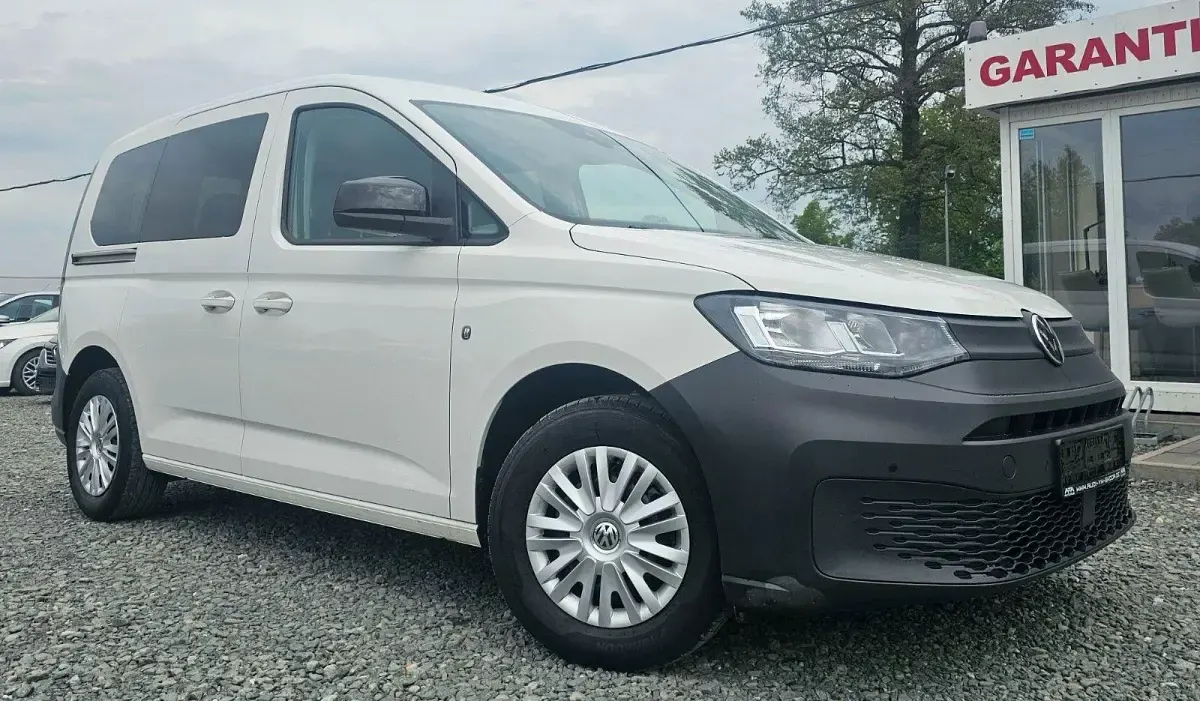 Gebraucht VW Caddy 102 PS (75 kW) 2021 Weiß Van / Kleinbus