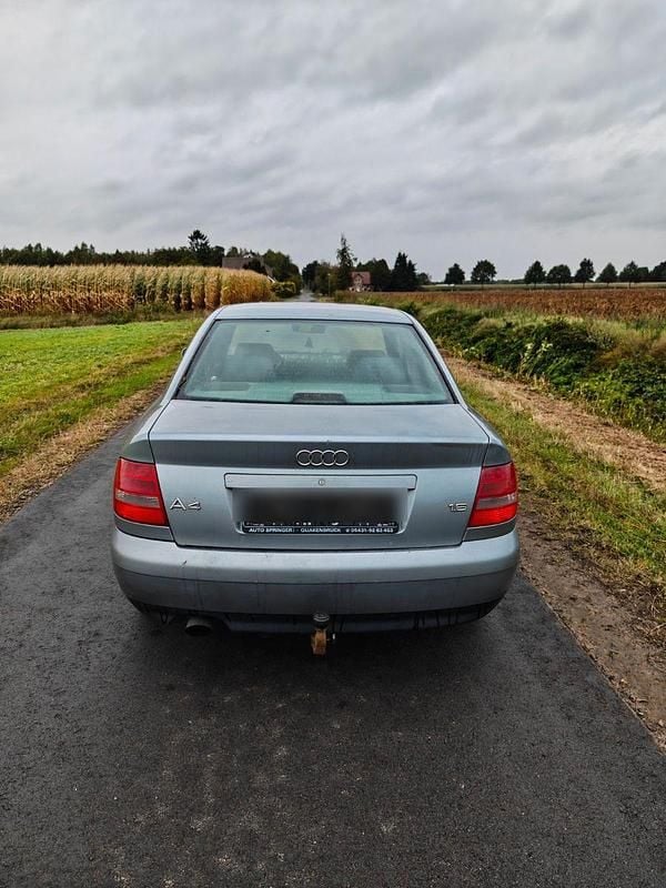 Gebraucht Audi A4 Ambiente 101 PS (74 kW) 1999 Grau Limousine