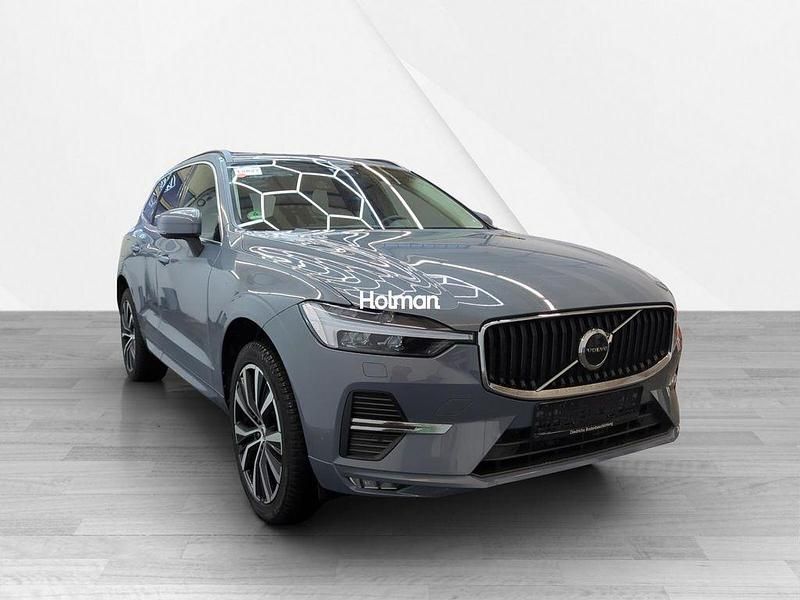 Gebraucht Volvo XC60 Core 197 PS (144 kW) 2023 Grau SUV