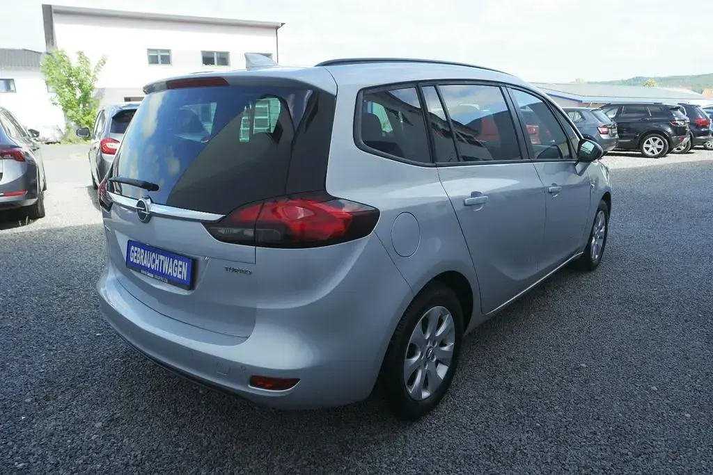 Gebraucht Opel Zafira Active 140 PS (102 kW) 2017 Silber Van / Kleinbus