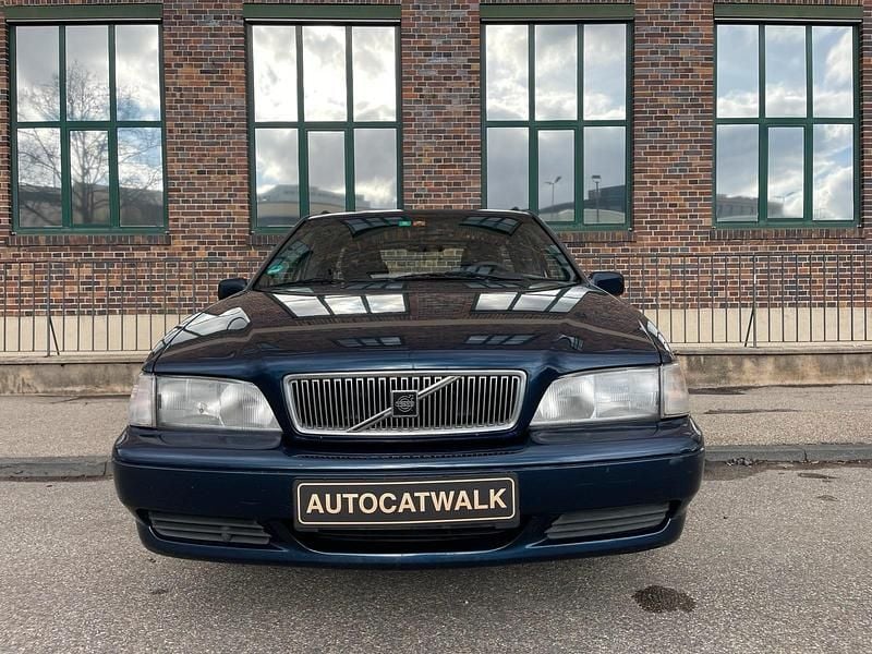 Gebraucht Volvo V70 140 PS (102 kW) 1998 Blau Kombi