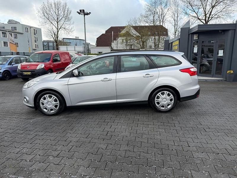 Second-hand Ford Focus Trend 105 CP (77 kW) 2012 Argintiu Break