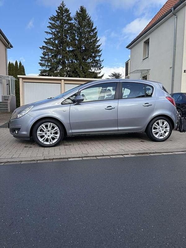 Gebraucht Opel Corsa Selection 80 PS (58 kW) 2009 Kleinwagen