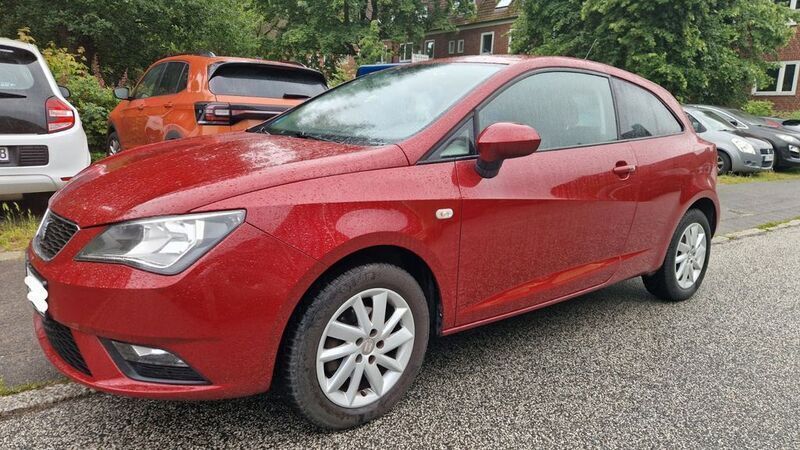 Rot Gebraucht 2012 Seat Ibiza SC Reference Kleinwagen | 3.600 € (Guter Preis) - Bild 1/4