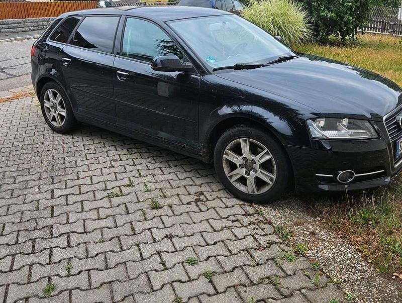 Schwarz Gebraucht 2011 Audi A3 Limousine | 4.500 € (Guter Preis) - Bild 1/4