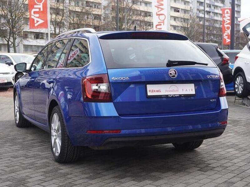 Gebraucht Skoda Octavia Style 190 PS (139 kW) 2020 Blau Kombi