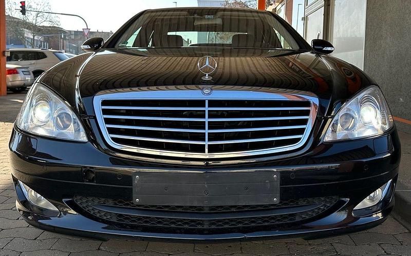 Gebraucht Mercedes S320 235 PS (172 kW) 2006 Schwarz Limousine