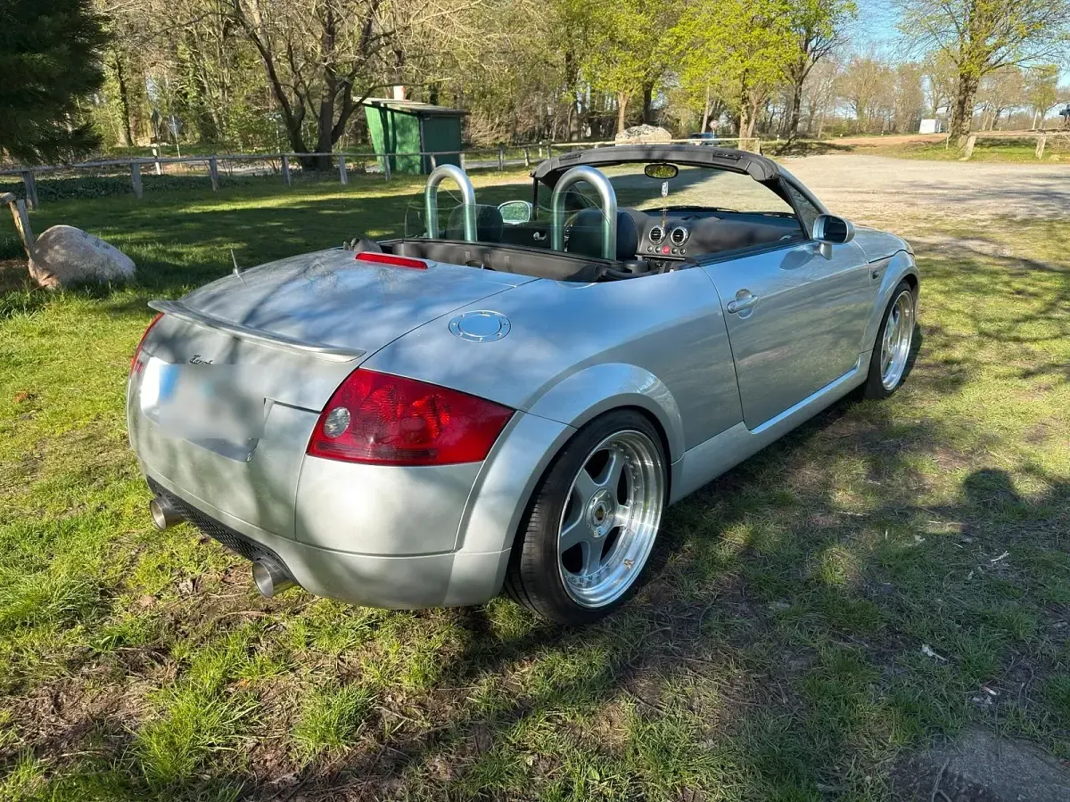 Gebraucht Audi TT Roadster 180 PS (132 kW) 2001 Silber Cabrio