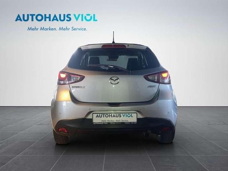 Gebraucht Mazda 2 Nakama 90 PS (66 kW) 2017 Diamantsilber metallic Limousine