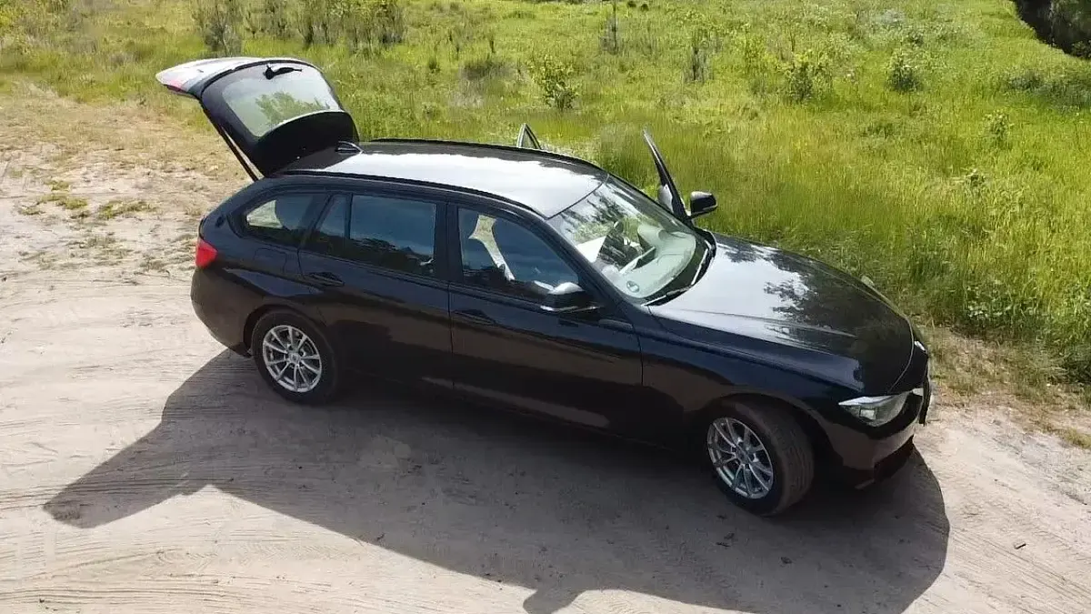 Second-hand BMW 320 Sport Line 2013 Negru Break