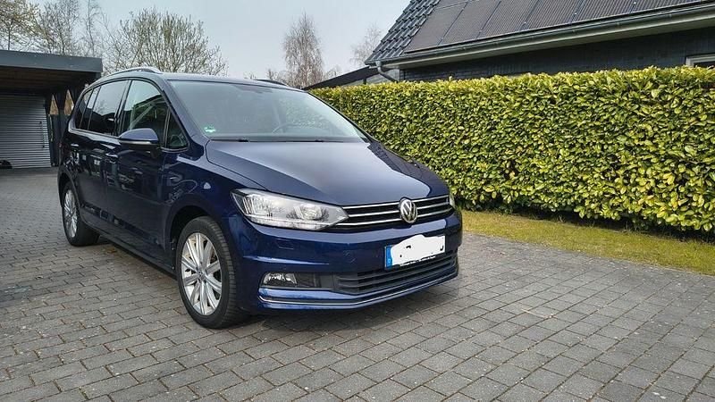 Gebraucht VW Touran Join 116 PS (85 kW) 2018 Blau Van / Kleinbus