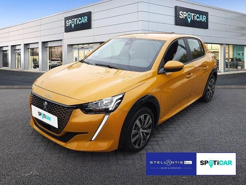 Gelb Gebraucht 2021 Peugeot e-208 Active Kleinwagen | 13.980 € (Fairer Preis) - Bild 1/4