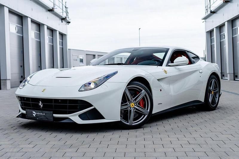 Weiß Gebraucht 2016 Ferrari F12 | 229.990 € - Bild 1/3