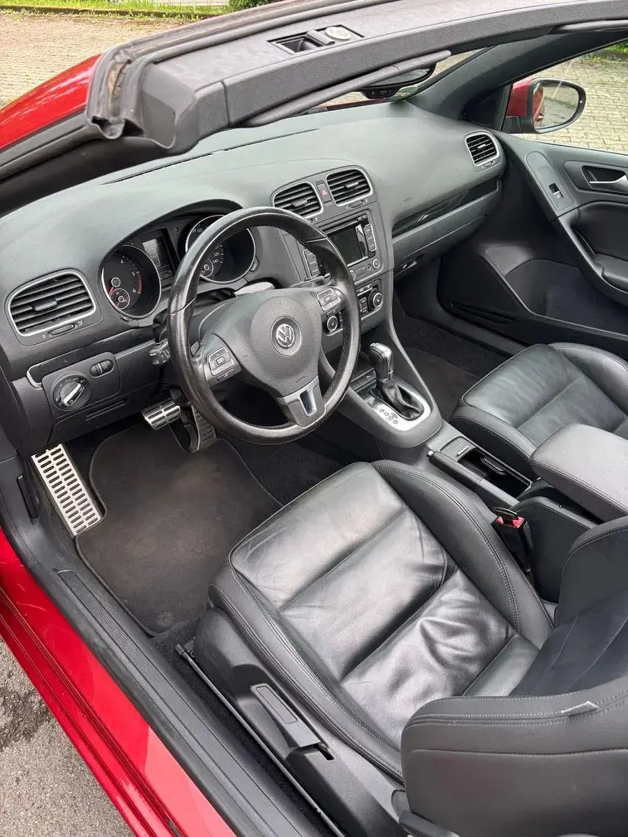 Gebraucht VW Golf Cabriolet 140 PS (102 kW) 2012 Rot Cabrio