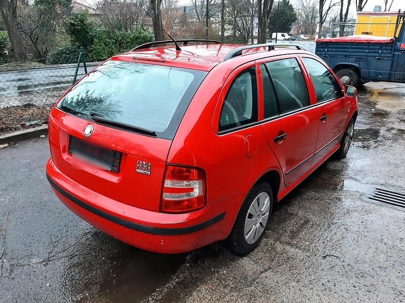 Gebraucht Skoda Fabia 75 PS (55 kW) 2005 Rot Kombi