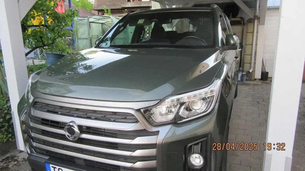 Usata SsangYong Musso 203 CV (149 kW) 2022 Verde Pick-up