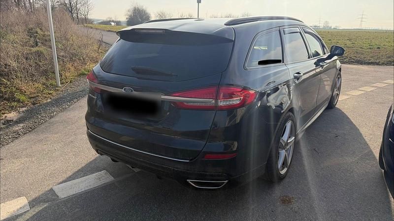 Gebraucht Ford Mondeo ST-Line 190 PS (139 kW) 2019 Schwarz Kombi