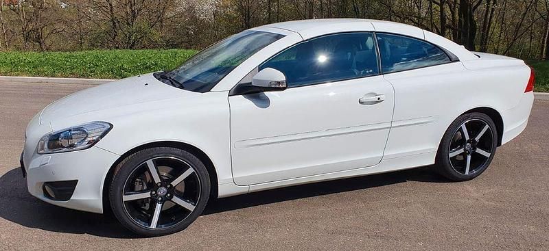 Gebraucht Volvo C70 Summum 230 PS (169 kW) 2014 Weiß Cabrio