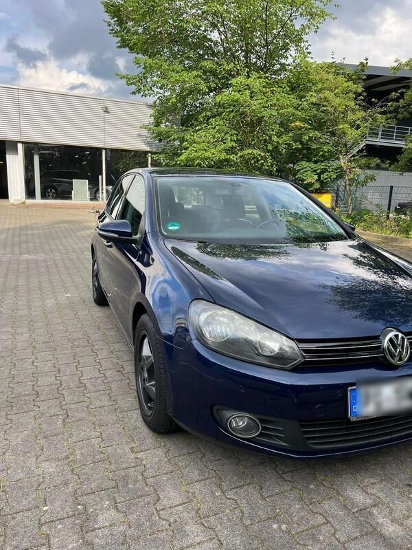 Blau Gebraucht 2009 VW Golf VI Kleinwagen | 3.300 € (Guter Preis) - Bild 1/4