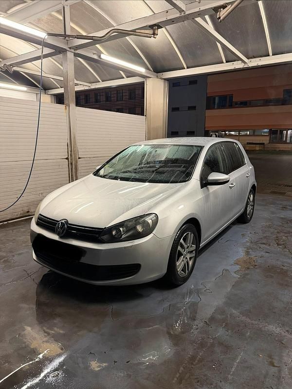 Gebraucht VW Golf VI 140 PS (102 kW) 2009 Silber Kleinwagen
