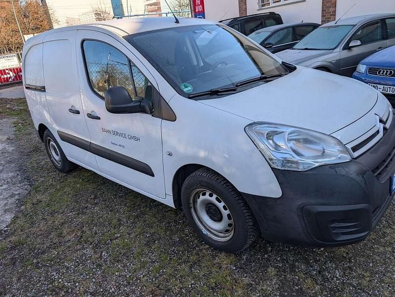 Gebraucht Citroën Berlingo 99 PS (72 kW) 2018 Weiß Van / Kleinbus