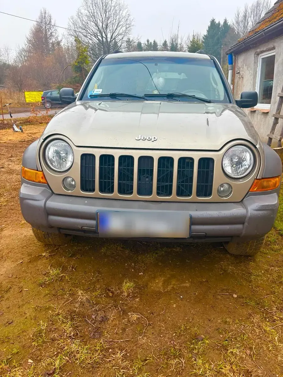 Gebraucht Jeep Cherokee 163 PS (119 kW) 2007 SUV