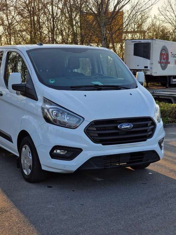 Weiß Gebraucht 2022 Ford Transit Custom Trend Van | 23.000 € (Fairer Preis) - Bild 1/4