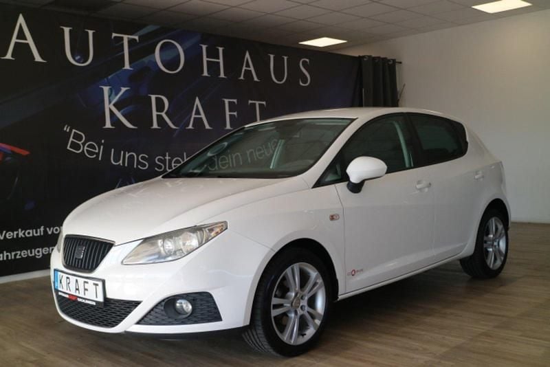Weiß Gebraucht 2011 Seat Ibiza Copa Limousine | 4.400 € (Fairer Preis) - Bild 1/4