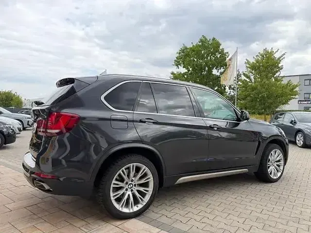 Gebraucht BMW X5 Comfort Edition 313 PS (230 kW) 2015 Sophistograu SUV