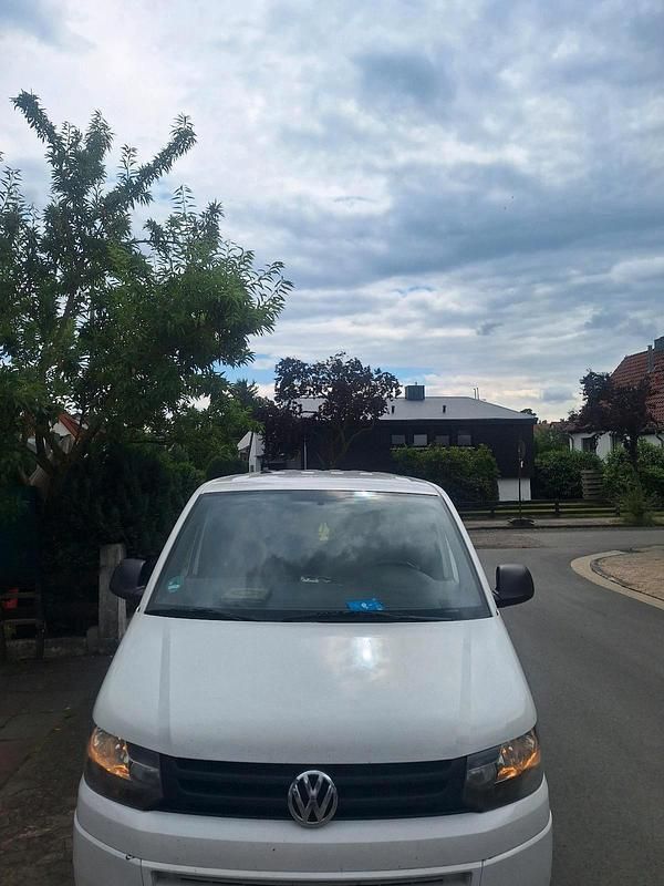 Weiß Gebraucht 2010 VW T5 Van | 20.999 € - Bild 1/4
