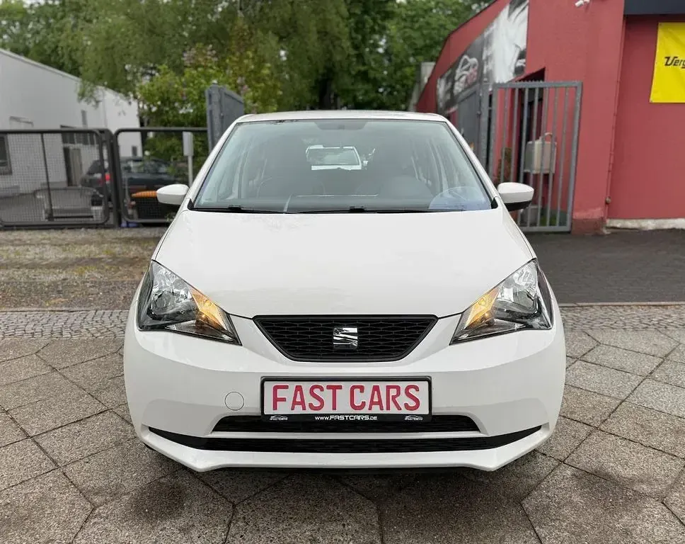Używany Seat Mii Chic 60 KM (44 kW) 2018 Biały Hatchback