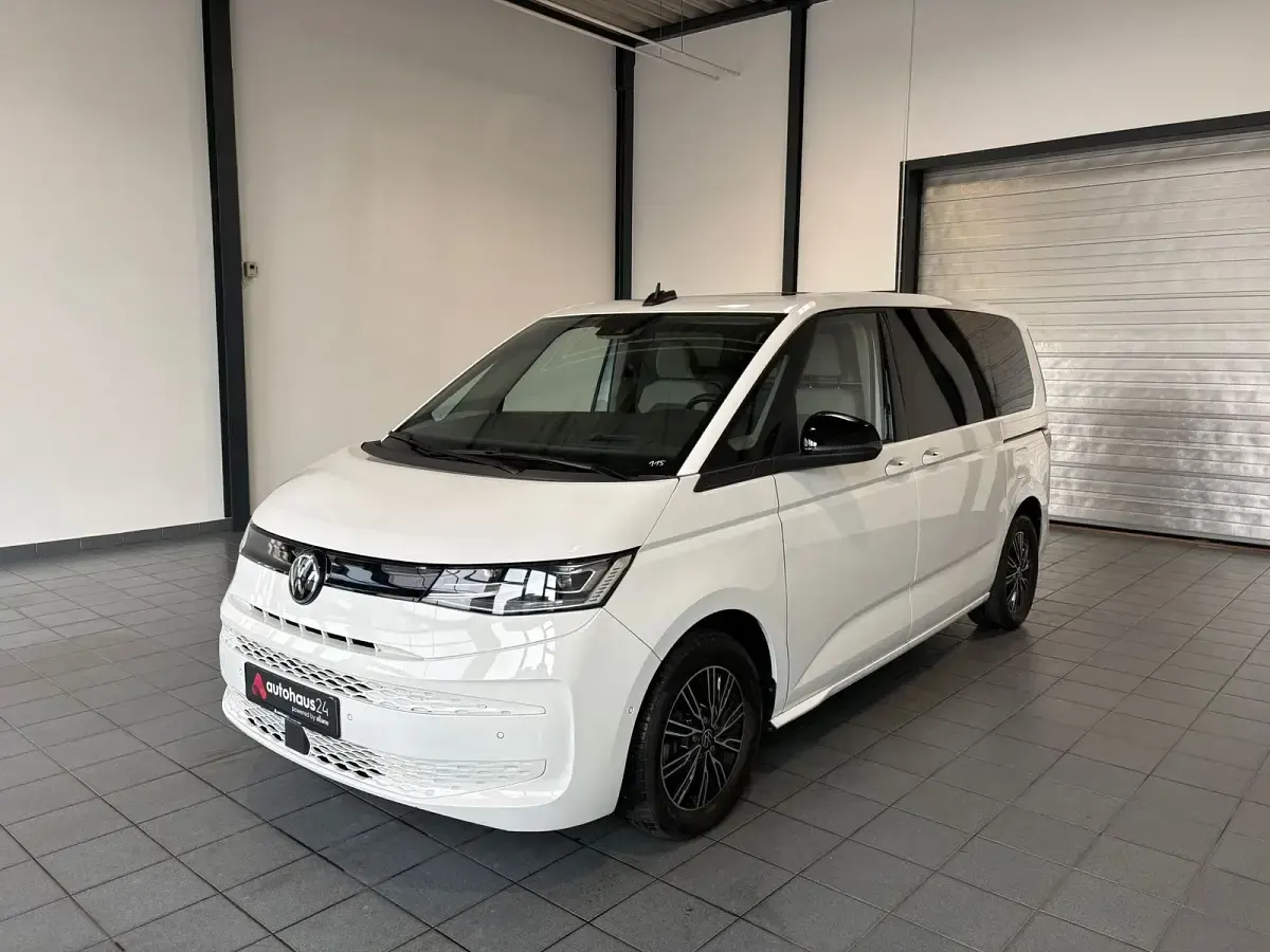 Używany VW Multivan 218 KM (160 kW) 2024 Biały Minivan