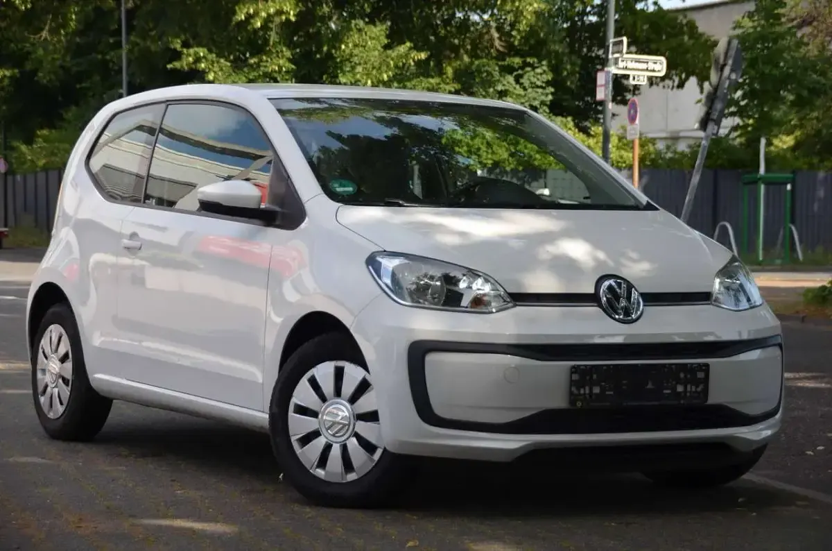 Gebraucht VW up! move up! 60 PS (44 kW) 2018 Weiß Kleinwagen