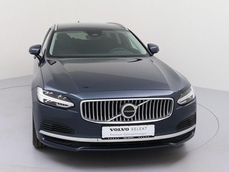Gebraucht Volvo V90 Core 398 PS (292 kW) 2025 Denim blue Kombi