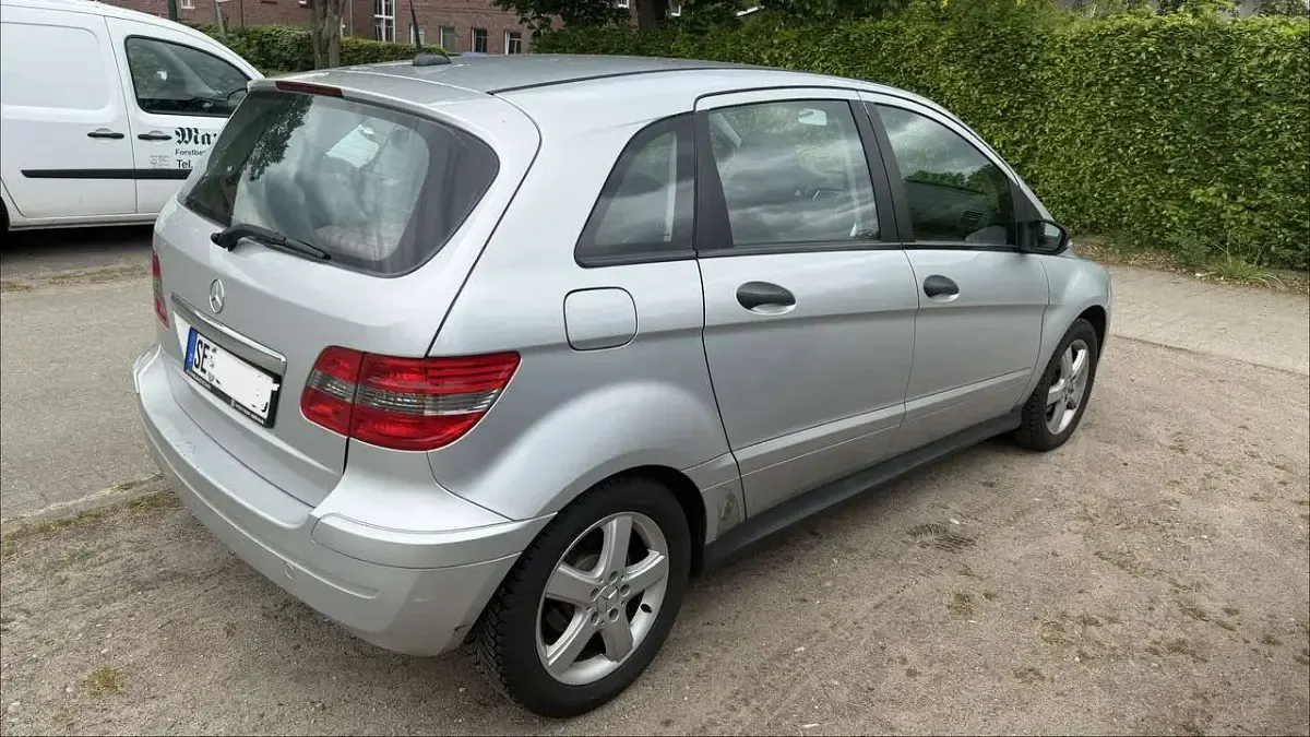 Gebraucht Mercedes B150 95 PS (69 kW) 2006 Van / Kleinbus
