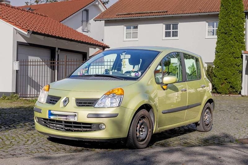 Grün Gebraucht 2005 Renault Modus Authentique Van / Kleinbus | 700 € (Superpreis) - Bild 1/4