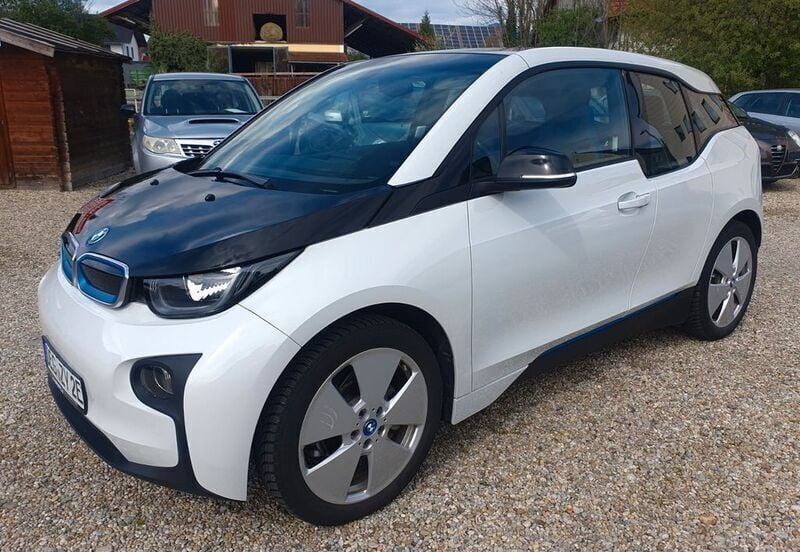 Weiß Gebraucht 2016 BMW i3 Kleinwagen | 11.990 € (Guter Preis) - Bild 1/4