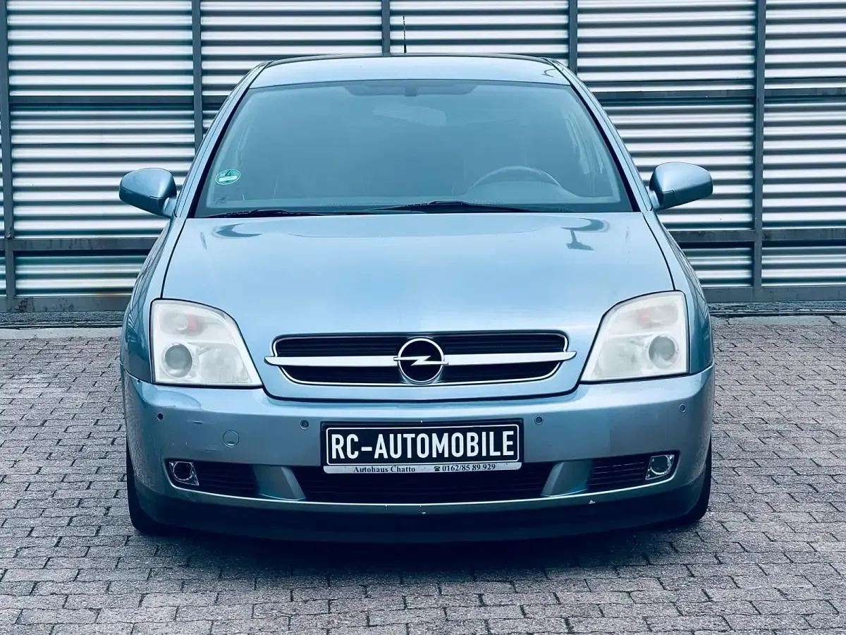 Gebraucht Opel Vectra 155 PS (114 kW) 2004 Blau Limousine