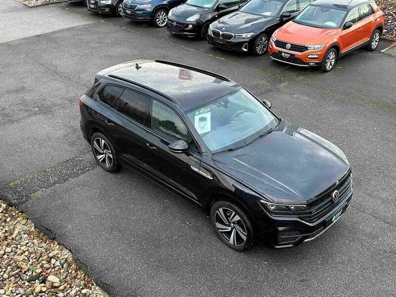 Deep black perleffekt Gebraucht 2019 VW Touareg R-line SUV | 35.400 € (Superpreis) - Bild 1/4