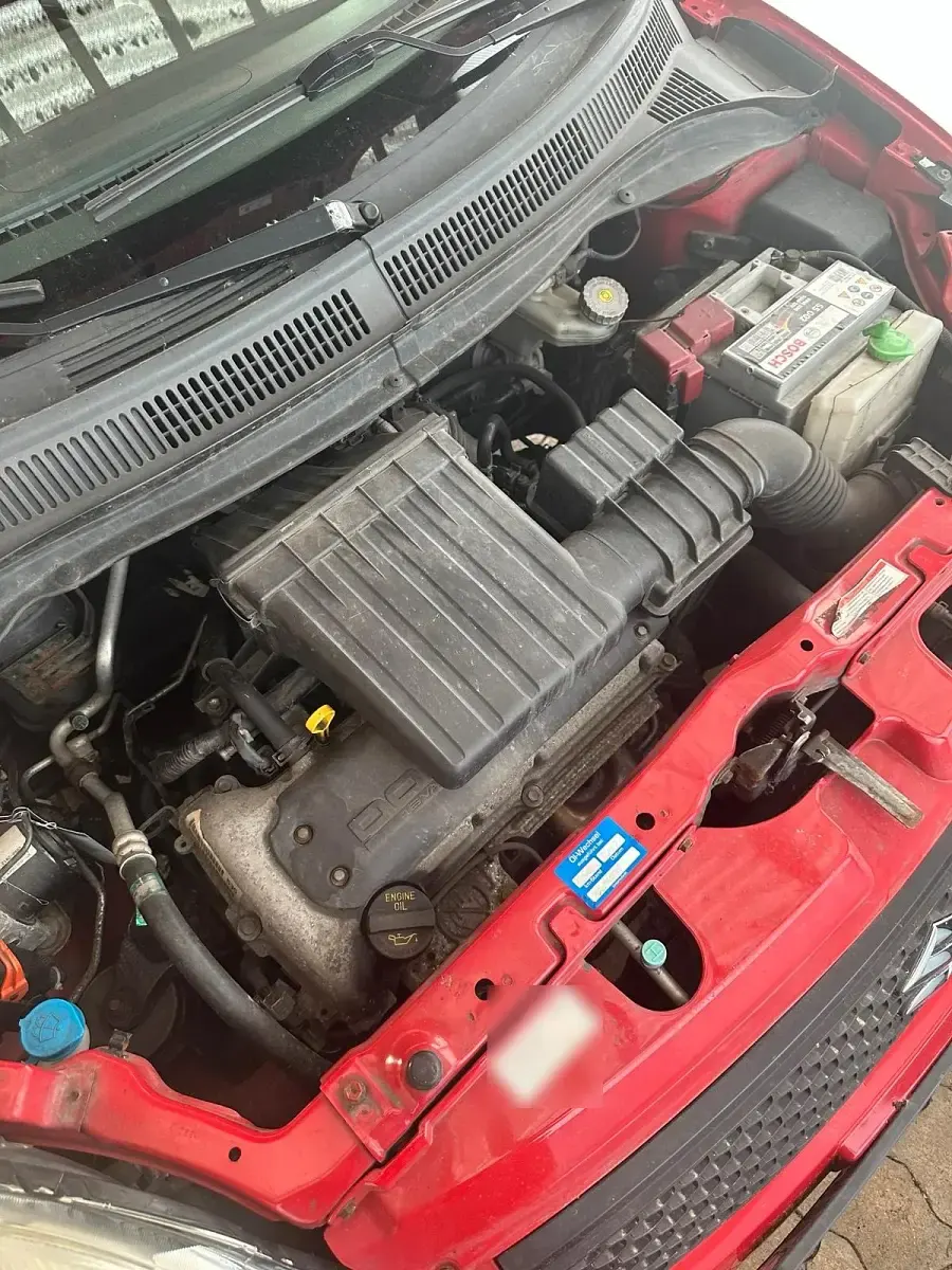 Gebraucht Suzuki Swift 92 PS (67 kW) 2010 Rot Kleinwagen