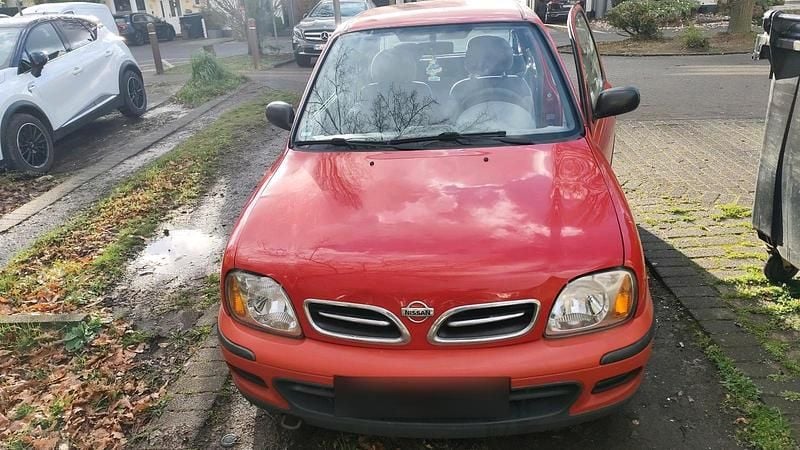 Gebraucht Nissan Micra 50 PS (36 kW) 2000 Rot Kleinwagen
