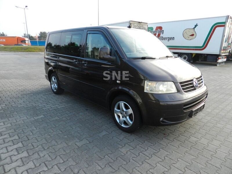 Gebraucht VW T5 Highline 174 PS (127 kW) 2008 Rot Van