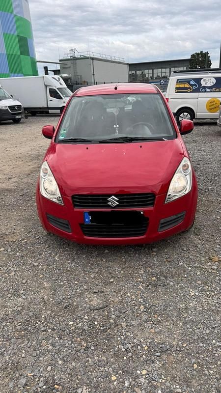 Rot Gebraucht 2010 Suzuki Splash Kleinwagen | 2.000 € (Fairer Preis) - Bild 1/4