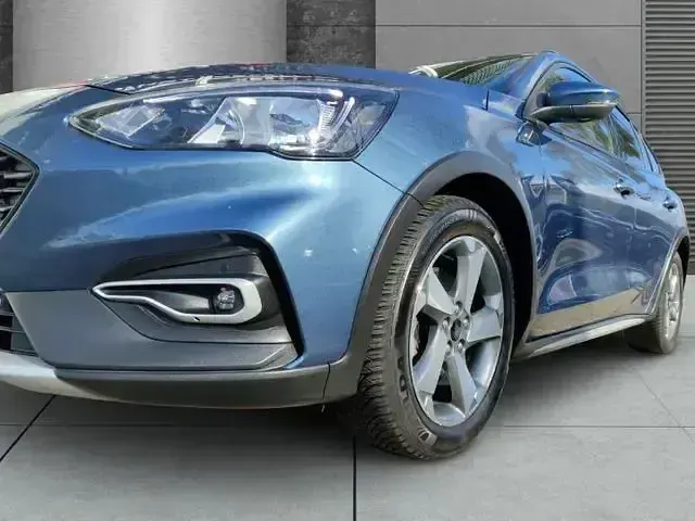 Usata Ford Focus Active 125 CV (91 kW) 2019 Blu Station wagon
